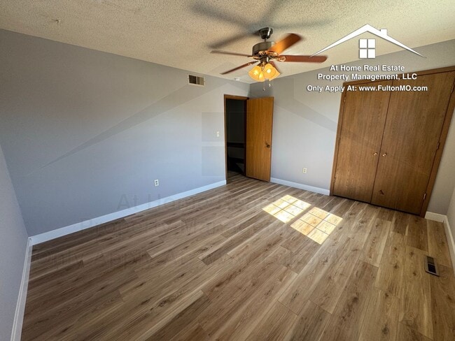 Building Photo - 551 Collier Ln