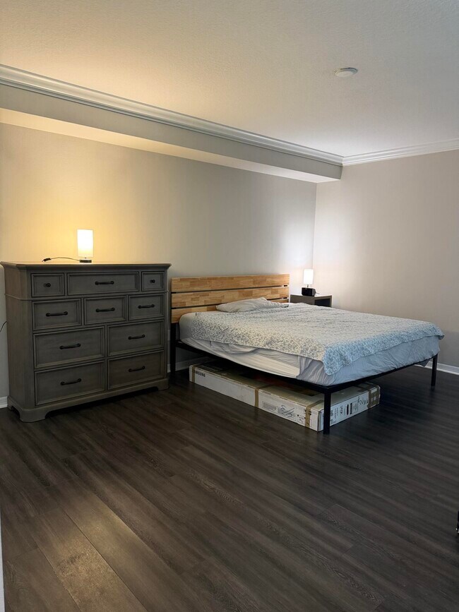 Building Photo - 600 S Dixie Hwy