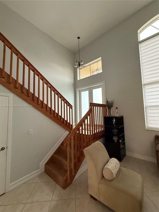 Building Photo - 4410 SW 82nd Way