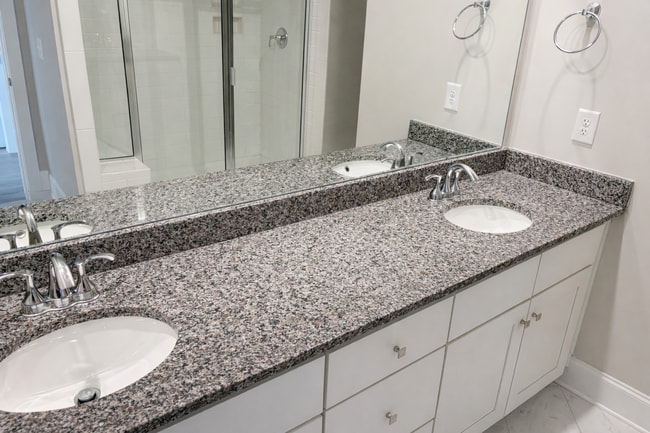 Building Photo - 3BR Townhome • End-Unit • New Build • 2-Car Garage