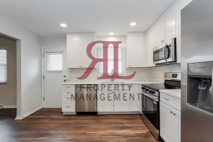 Building Photo - 1869 Drew Ave