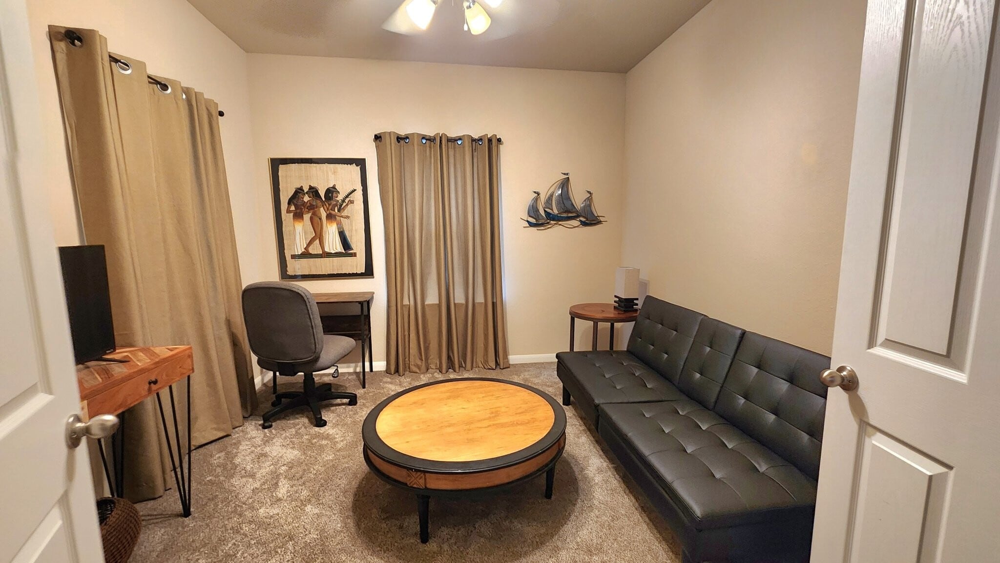 Building Photo - 1210 Plaza Lake Dr