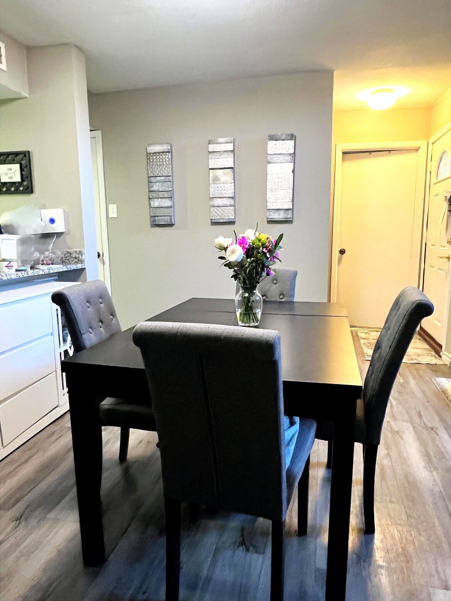 Dining - 4629 Country Creek Dr
