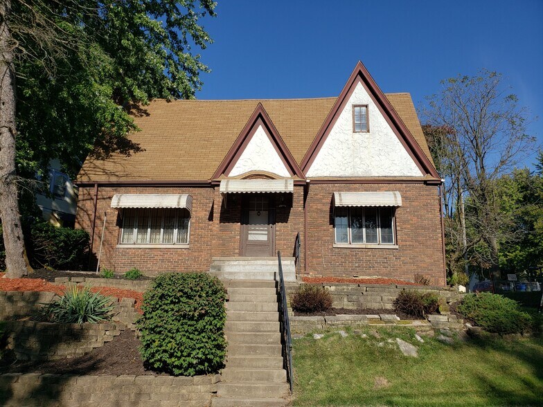 Primary Photo - 2306 Newberry St