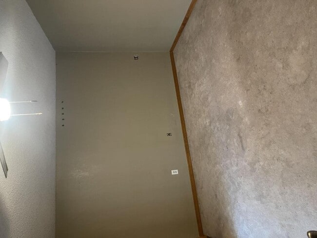 Building Photo - 2301 Columbus Ave