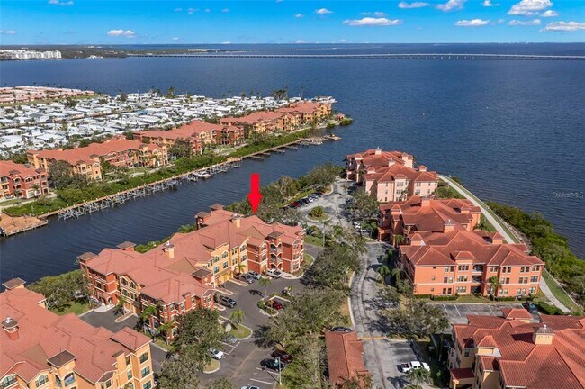 Building Photo - 2746 Via Tivoli