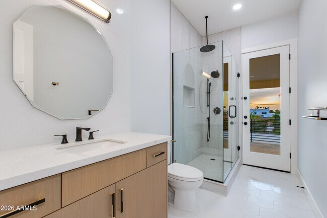 Building Photo - 3834 N 34th St