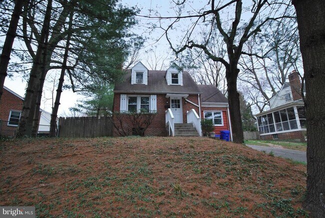 Building Photo - 9105 Wire Ave