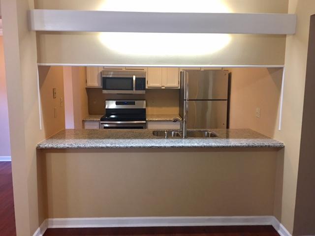 Building Photo - 31 Park Cir SE