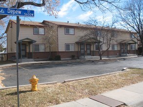 Building Photo - 5580 West 4th Avenue Townhomes