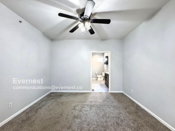 Building Photo - 18024 Becket Dr