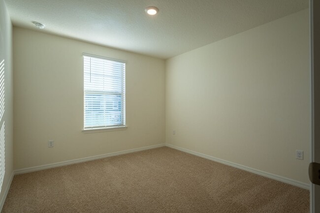 Building Photo - 13453 Sagestone Dr