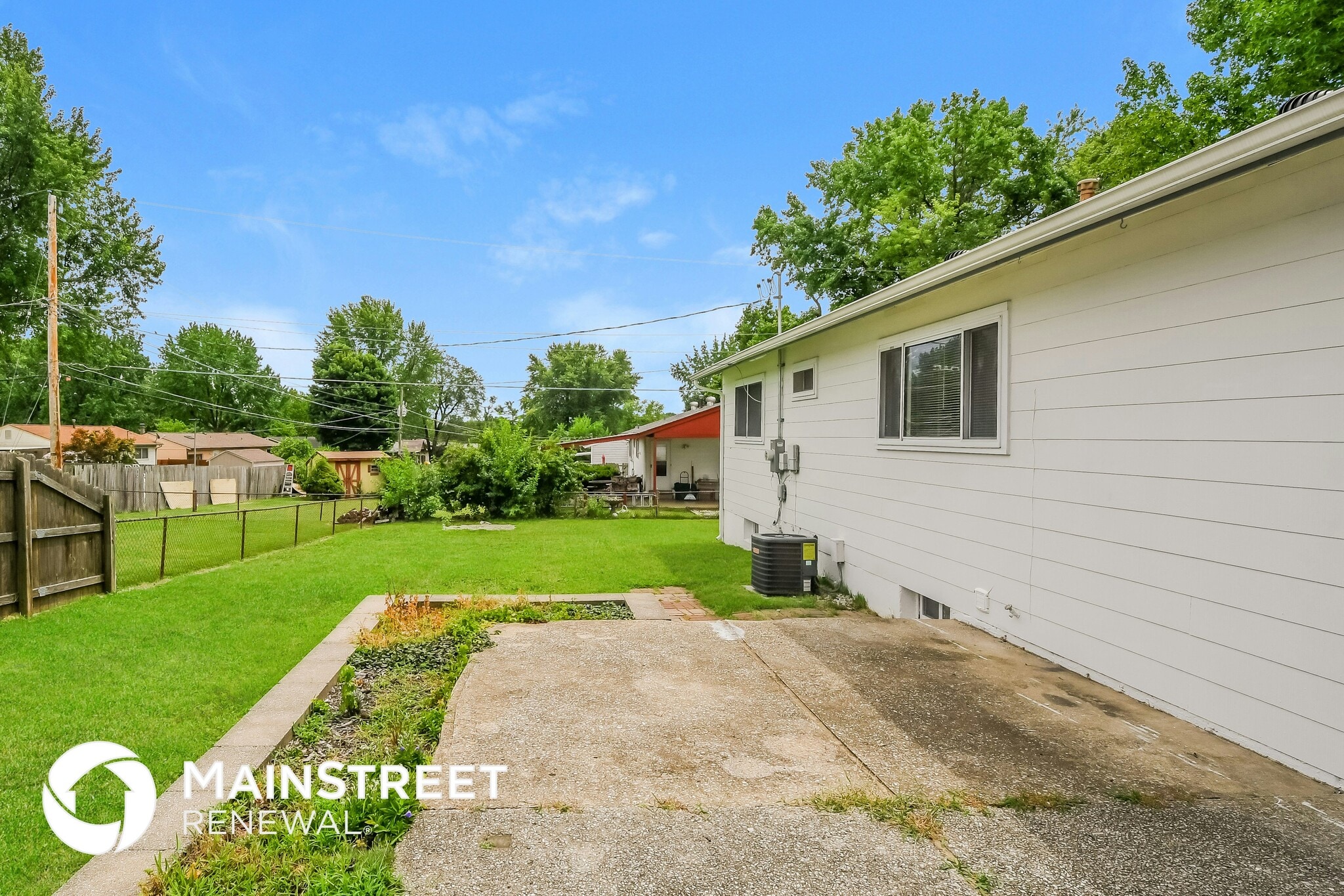 Building Photo - 2868 Essex St