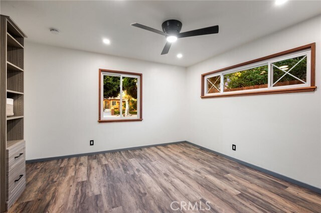 Building Photo - 7424 W 85th St