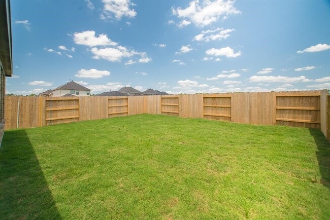 Building Photo - 17723 Tree of Heaven