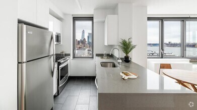 Building Photo - 606 W 57th St