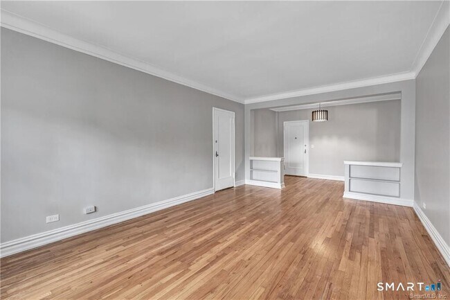 Building Photo - 70 Strawberry Hill Ave