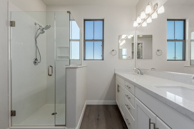 Building Photo - 4235 N 26th St