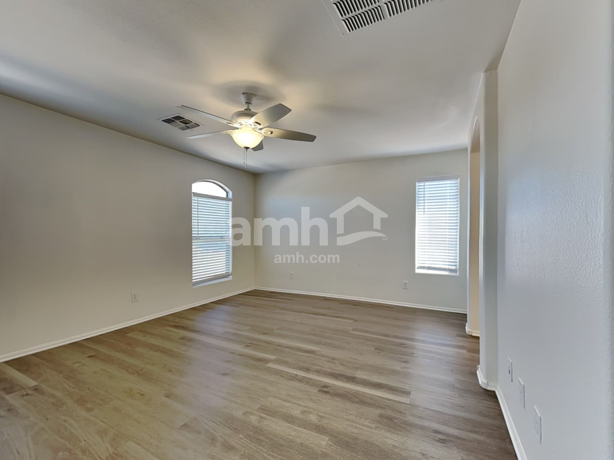 Building Photo - 6132 S Black Hills Way