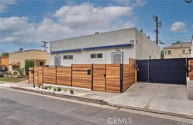 Building Photo - 1349 N Formosa Ave