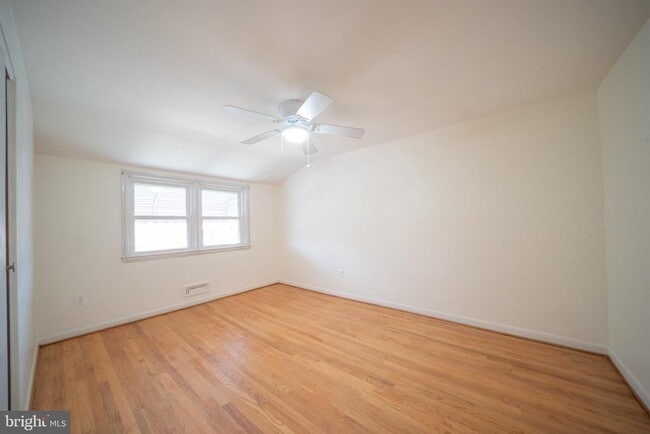 Building Photo - 1106 Linden Ave