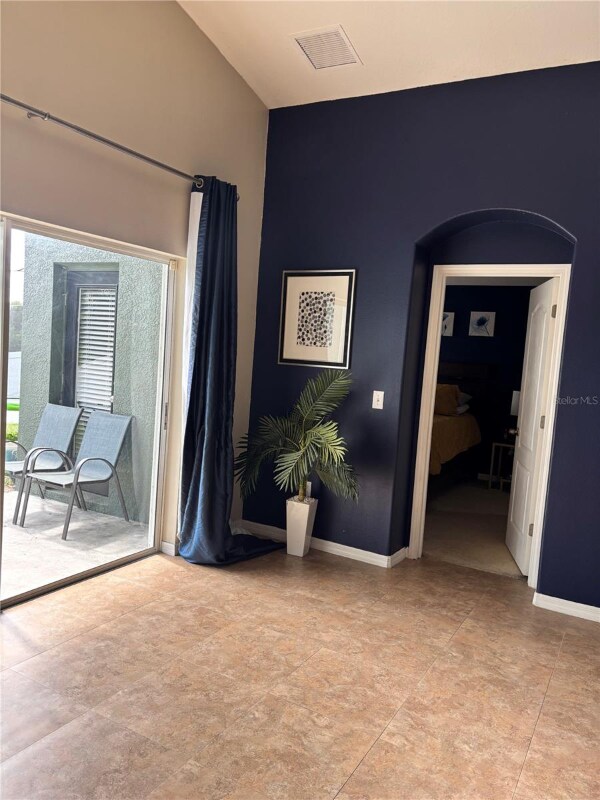 Building Photo - 10742 Shady Preserve Dr