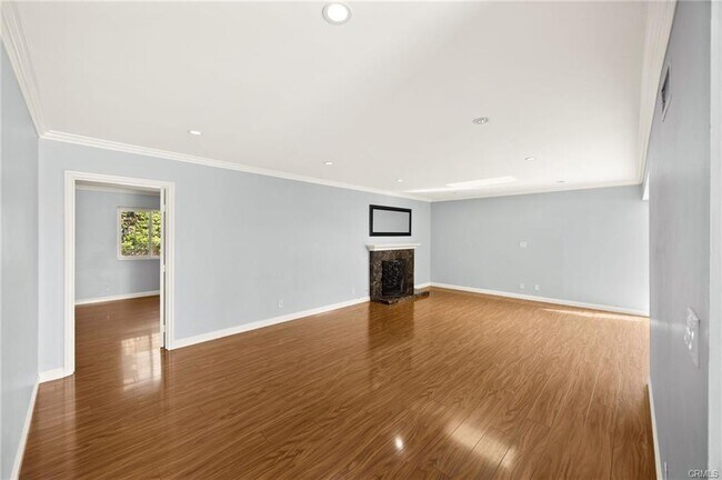 Building Photo - 5091 New Mexico Ln