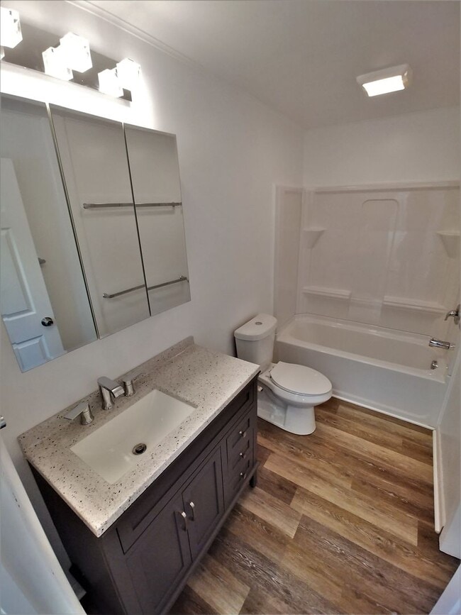 Building Photo - Renovated Home - Allentown