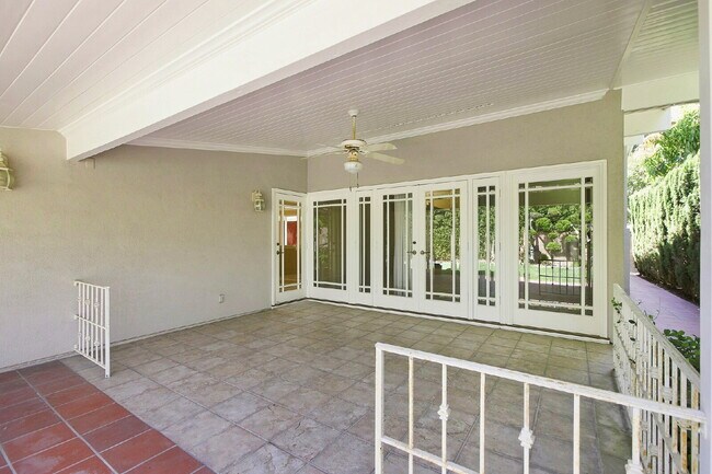 Building Photo - Coveted and Spacious Rossmoor 3-bed/2-bath Home with Expansive Entertainer’s Backyard