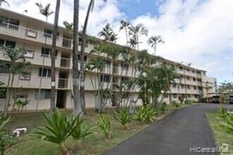 Building Photo - Makaha Surfside