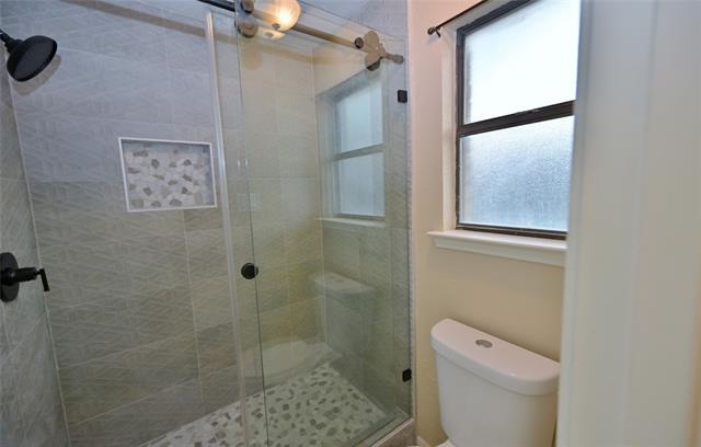 Building Photo - 4107 Pyracantha Dr