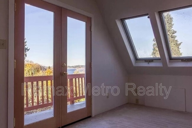 Building Photo - 6220 S Perry St