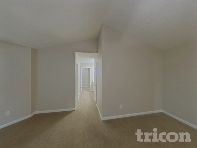 Building Photo - 222 Whistle Way