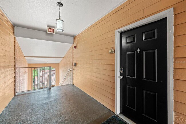 Building Photo - 5000 Culbreath Key Way