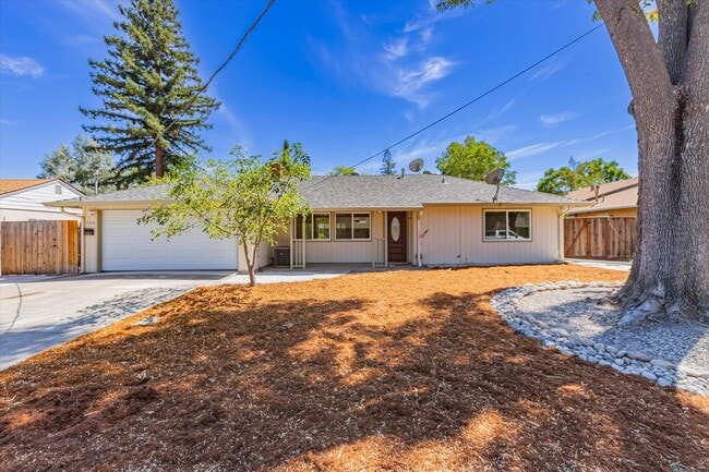 Primary Photo - Family Home and In-Law Unit for Rent