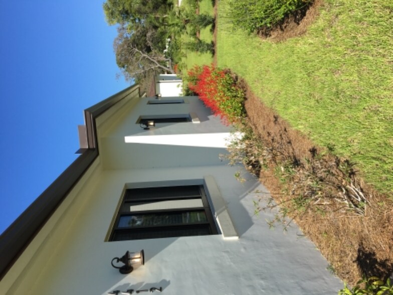 Building Photo - 4412 Vanda Dr