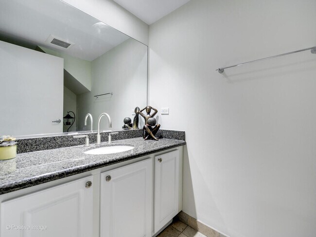 Building Photo - 24 N May St