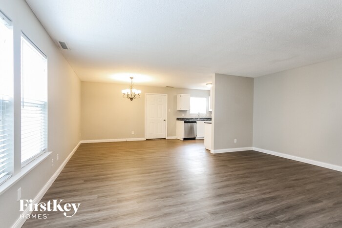 Building Photo - 1262 Kenwood Dr