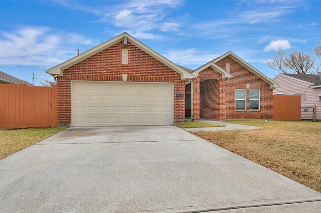 Building Photo - 315 Tilden Dr