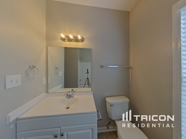 Building Photo - 124 Burleyson Dr