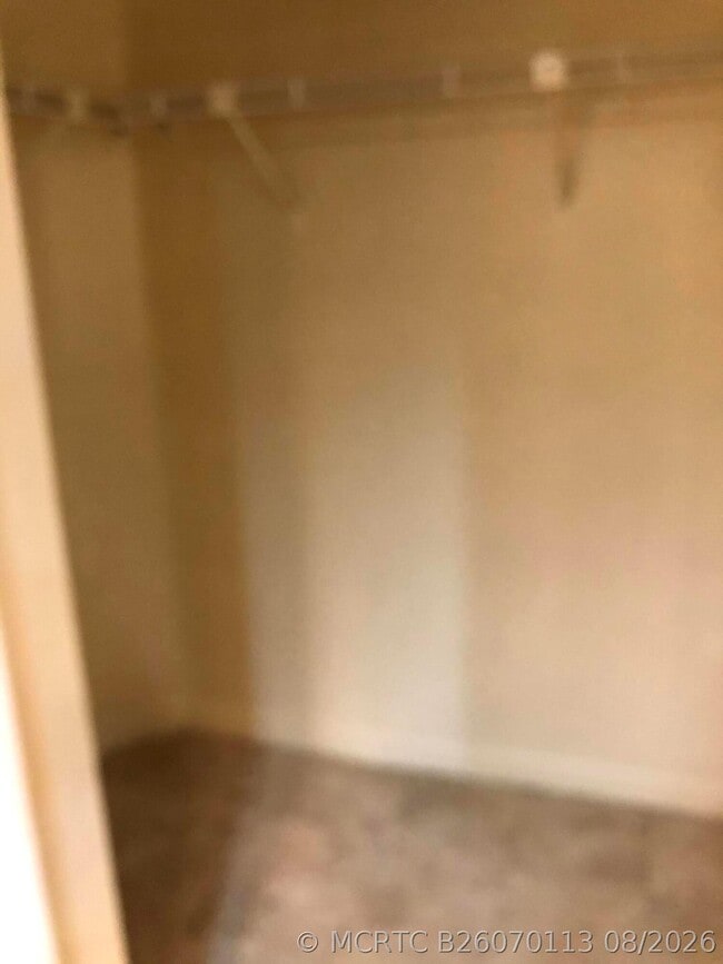 Building Photo - 1371 Cottonwood Cir