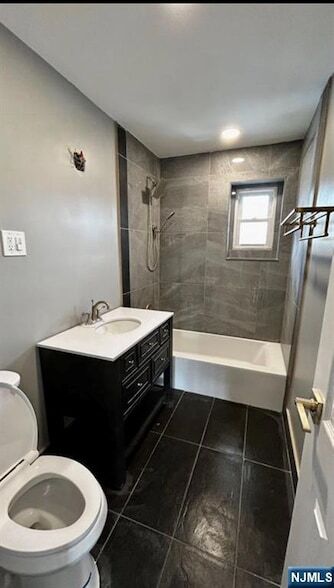 Building Photo - 1002 Unicorn Way