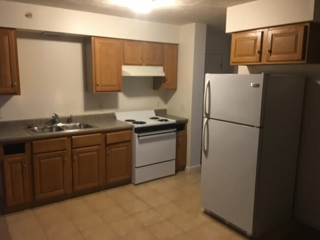 Building Photo - Barmann Avenue Apartments