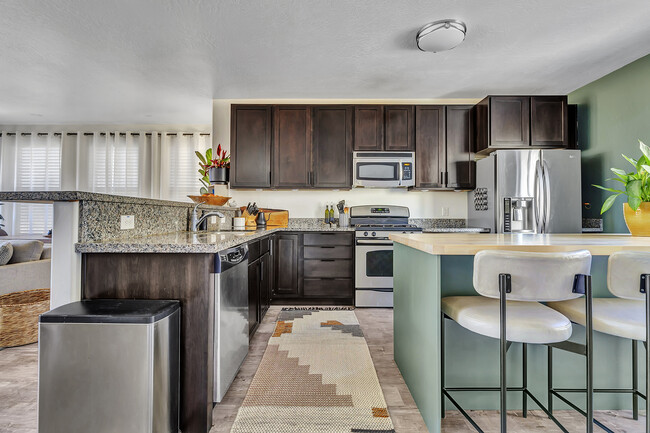 Building Photo - 3727 S Gowan Ln