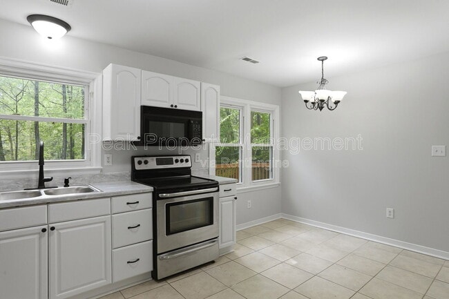 Building Photo - 2307 Providence Creek Rd