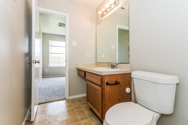 Building Photo - 1415 Grand Prince Ln