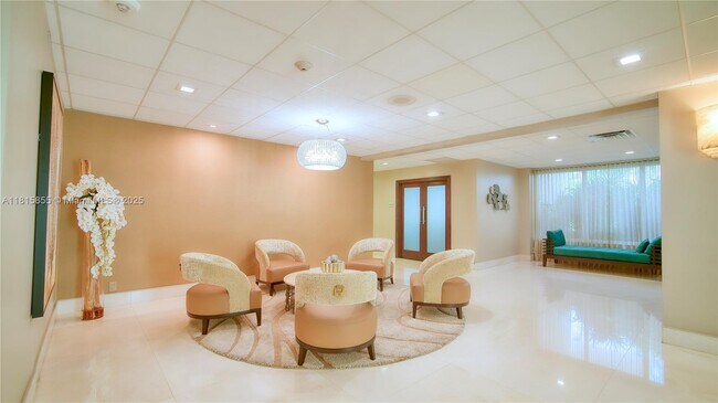 Building Photo - 3500 Galt Ocean Dr