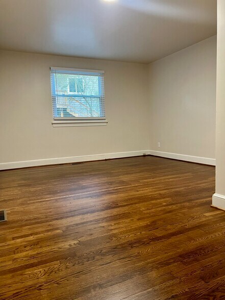 Building Photo - 3880 Peakland Pl