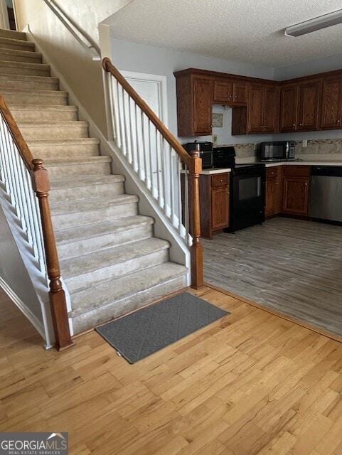 Building Photo - 610 City Park Dr