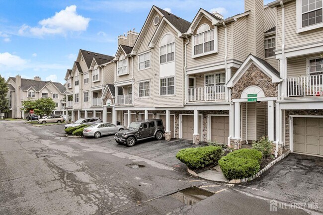 Building Photo - 21 Inverness Dr